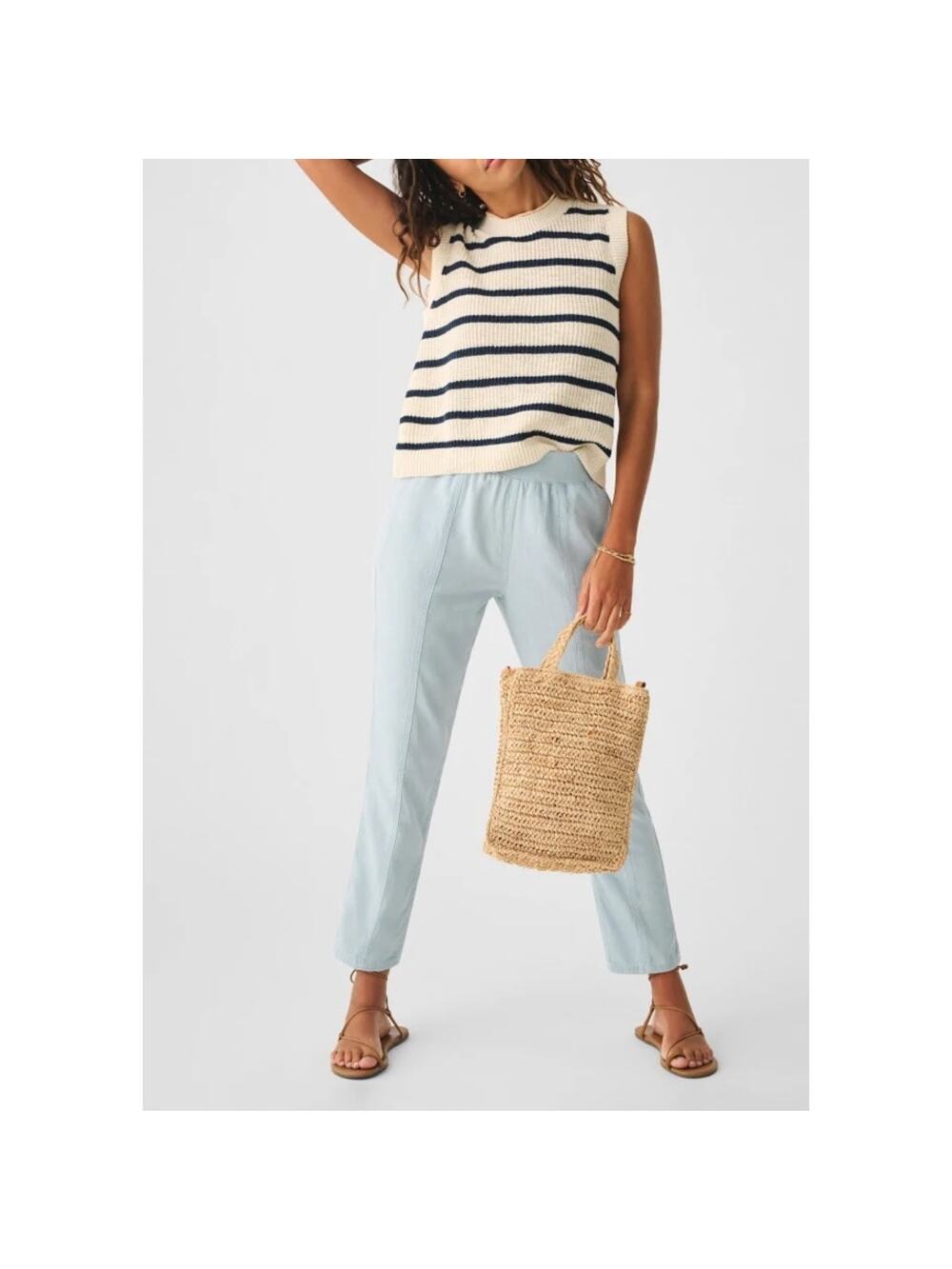 Faherty Arlie Day Linen Blend Pants in Blue Fog Size Small Gently Used Coastal